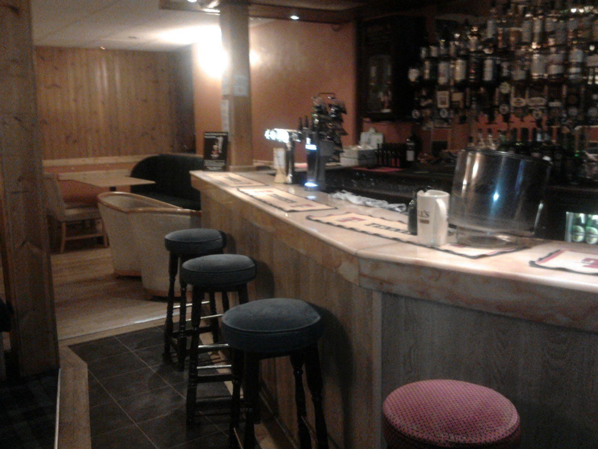 Blairgowrie and Rattray The Royal Hotel מראה חיצוני תמונה